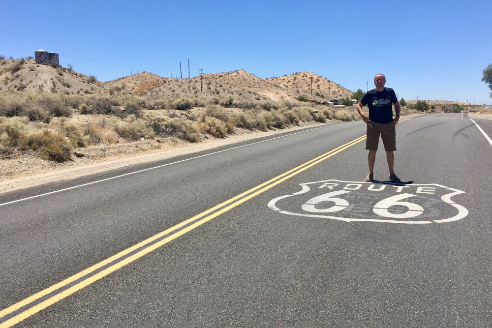 En cualquier lugar (ahora no me acuerdo) de la Ruta 66.<br>Mi viaje más interesante ???<br> No lo se pero me gusto mucho la experiencia.